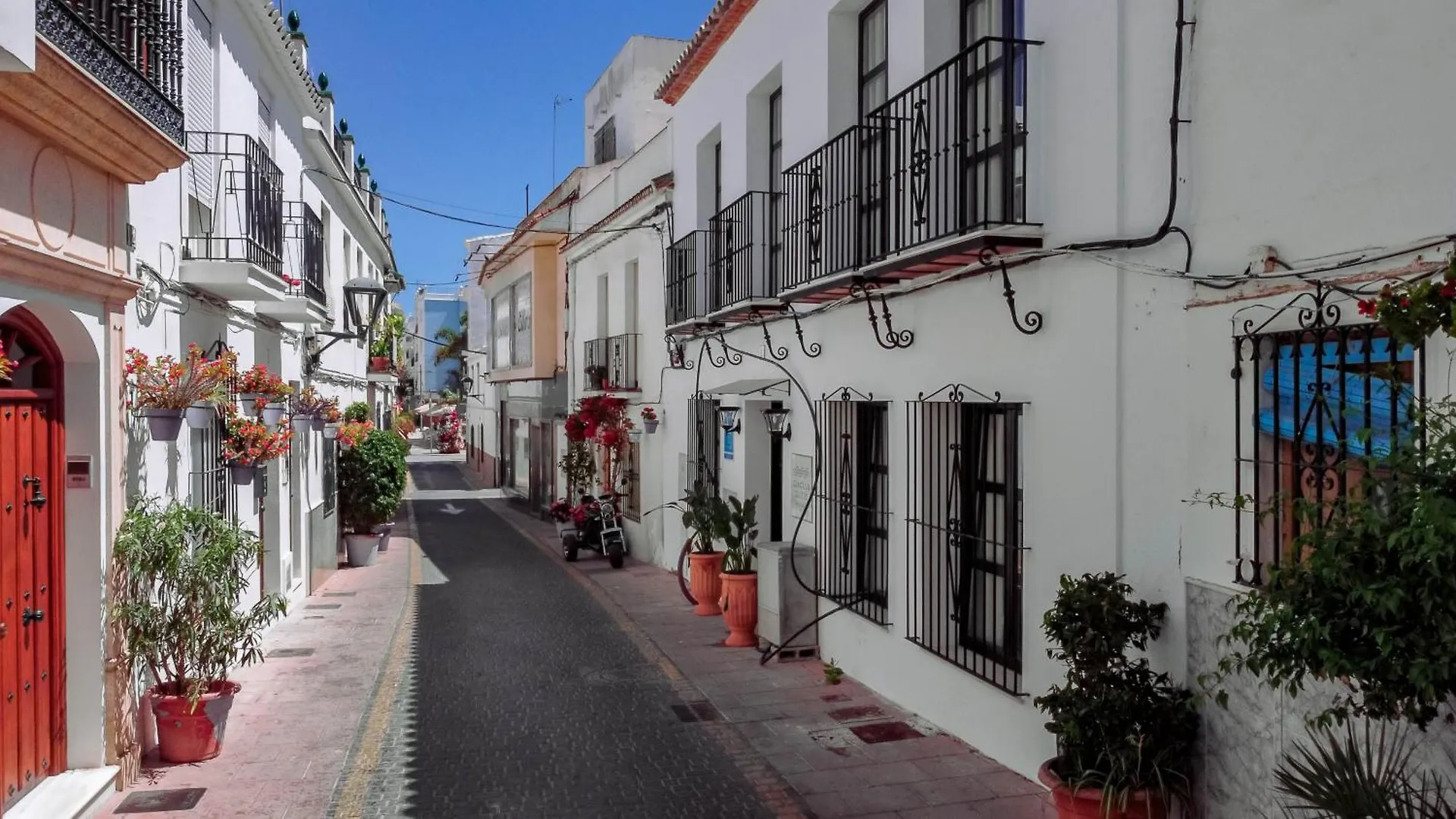 Apartamento Seaclub Suites Estepona España